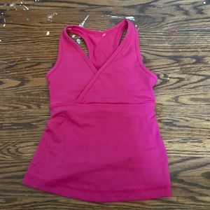 Lululemon sports top